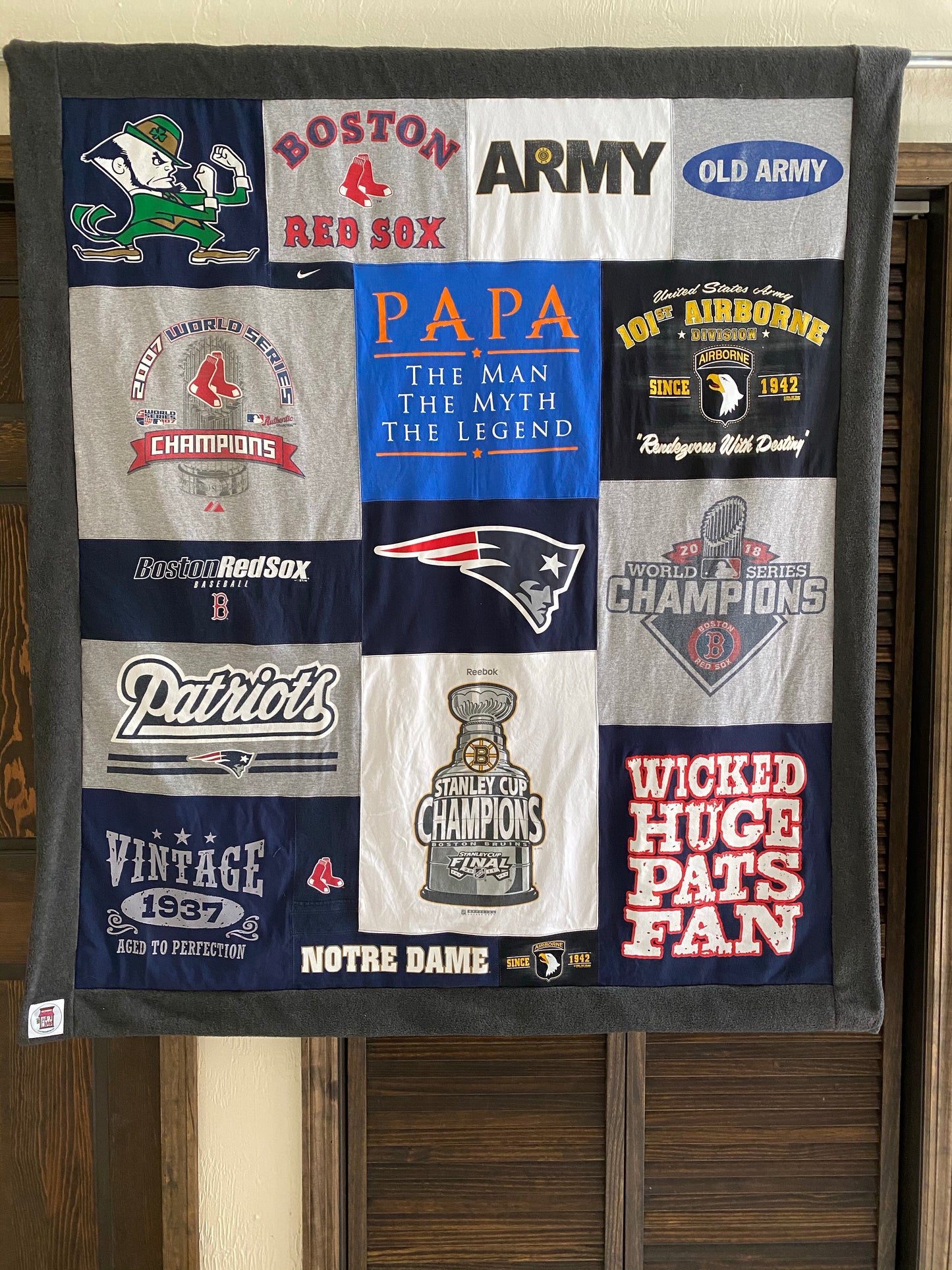 stadium blanket